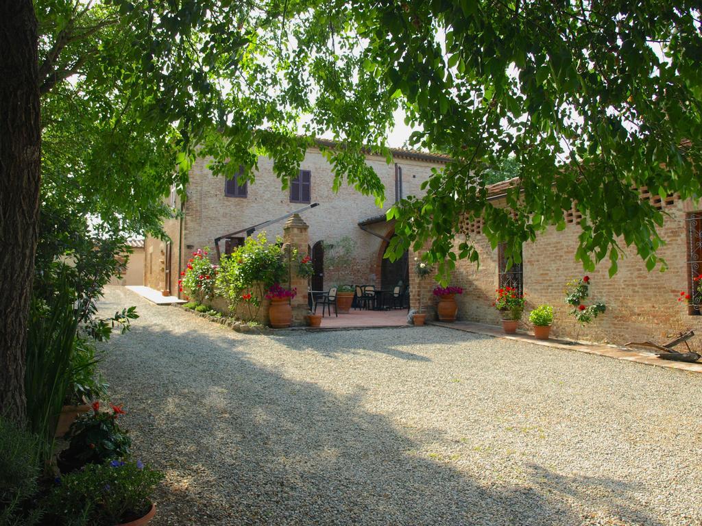 Il Canto Del Sole Monteroni d'Arbia Eksteriør billede