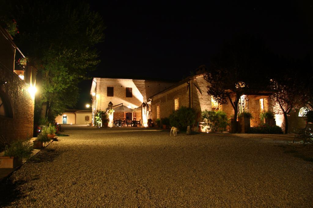 Il Canto Del Sole Monteroni d'Arbia Eksteriør billede
